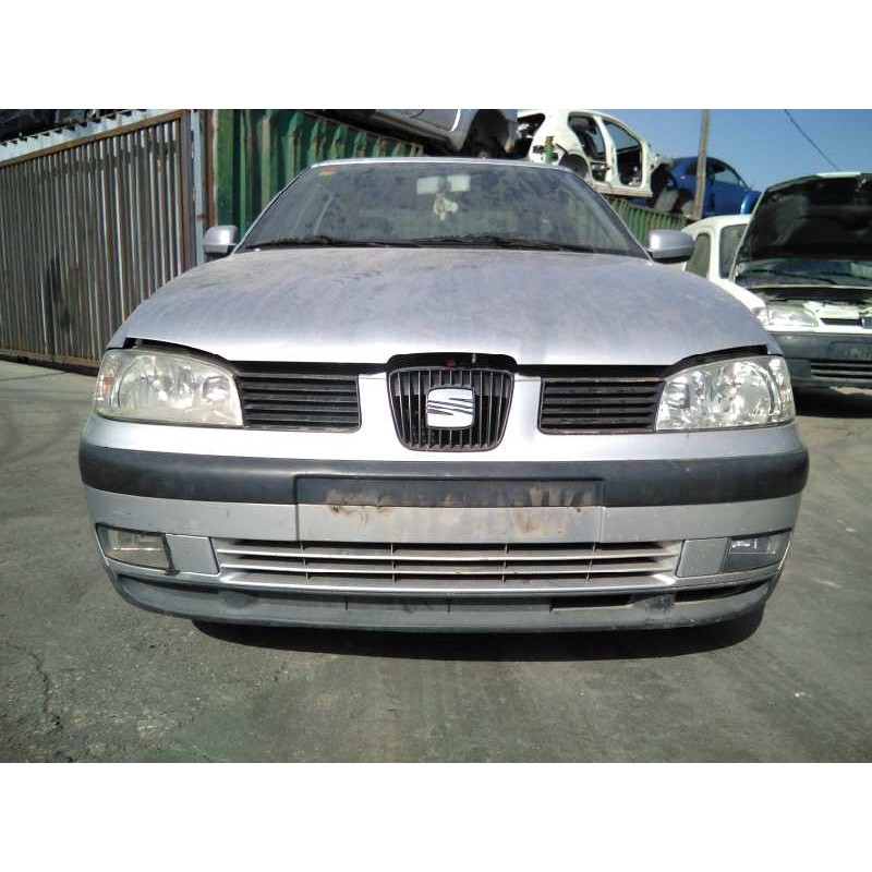 seat cordoba berlina (6k2) del año 2001
