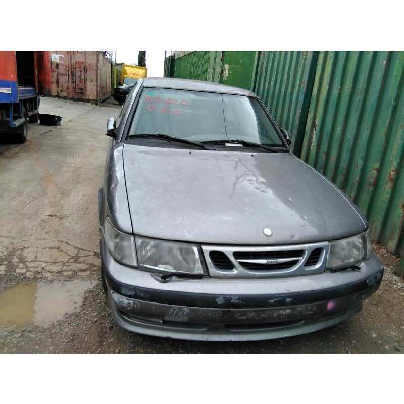 saab 9-3 coupé del año 2001