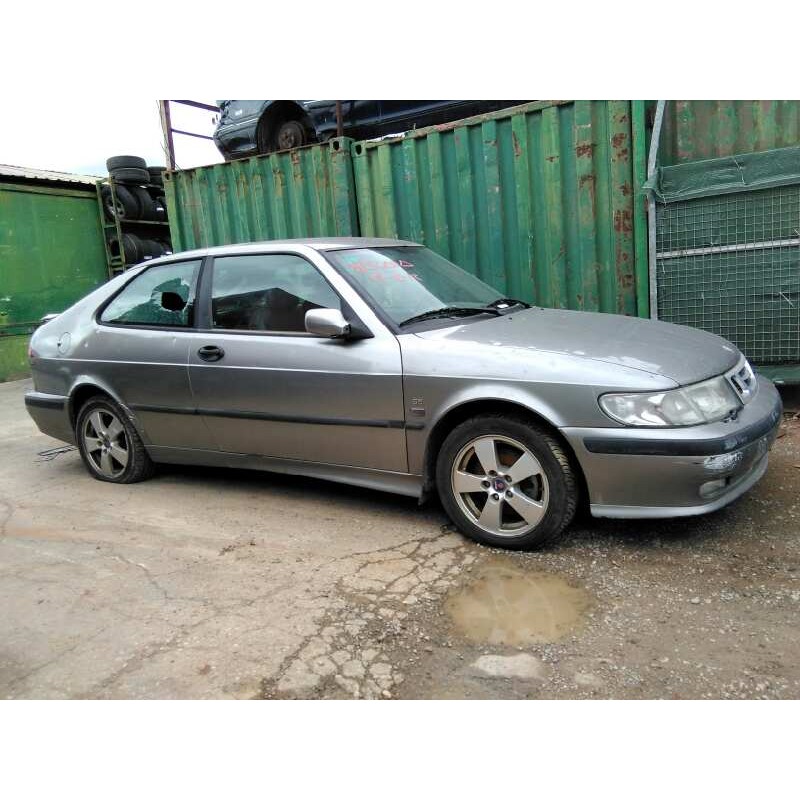 saab 9-3 coupé del año 2001