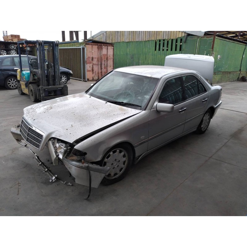 mercedes-benz clase c (w202) berlina del año 1999
