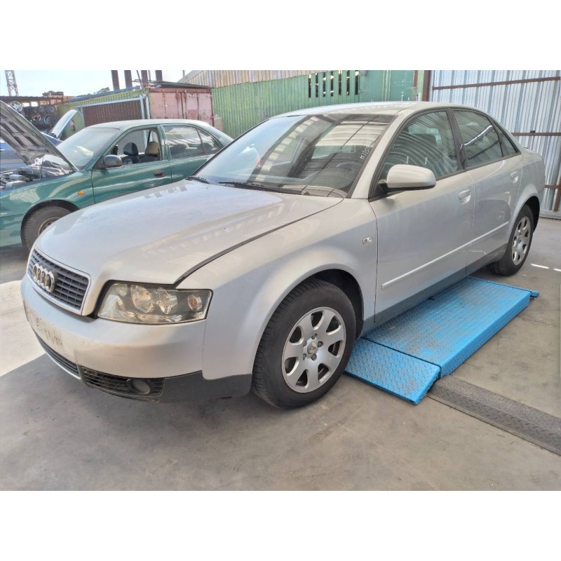 audi a4 berlina (8e) del año 2001