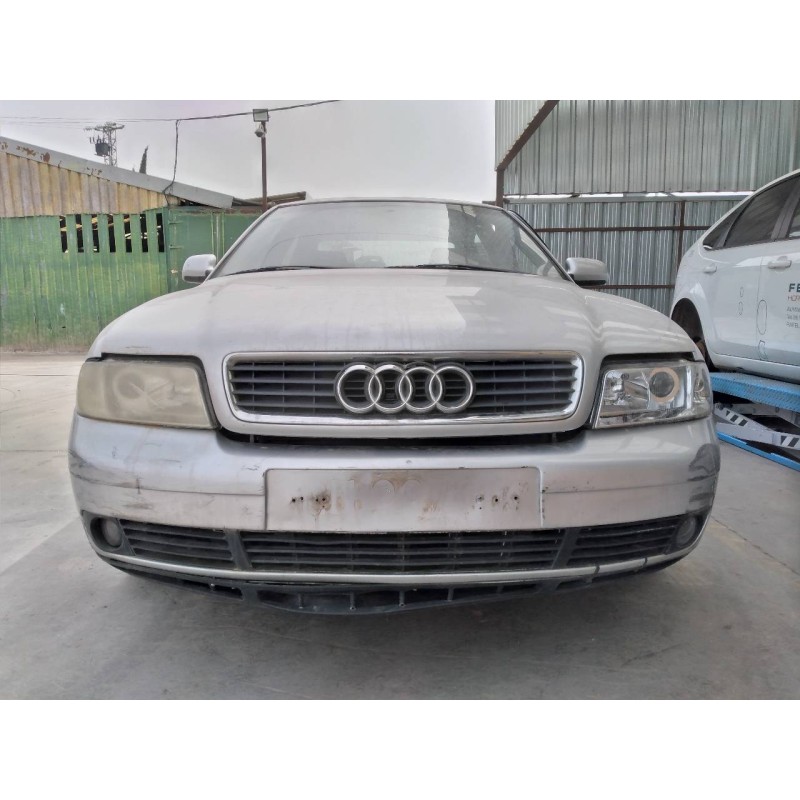 audi a4 berlina (b5) del año 2000
