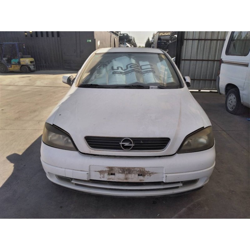 opel astra g berlina del año 1999
