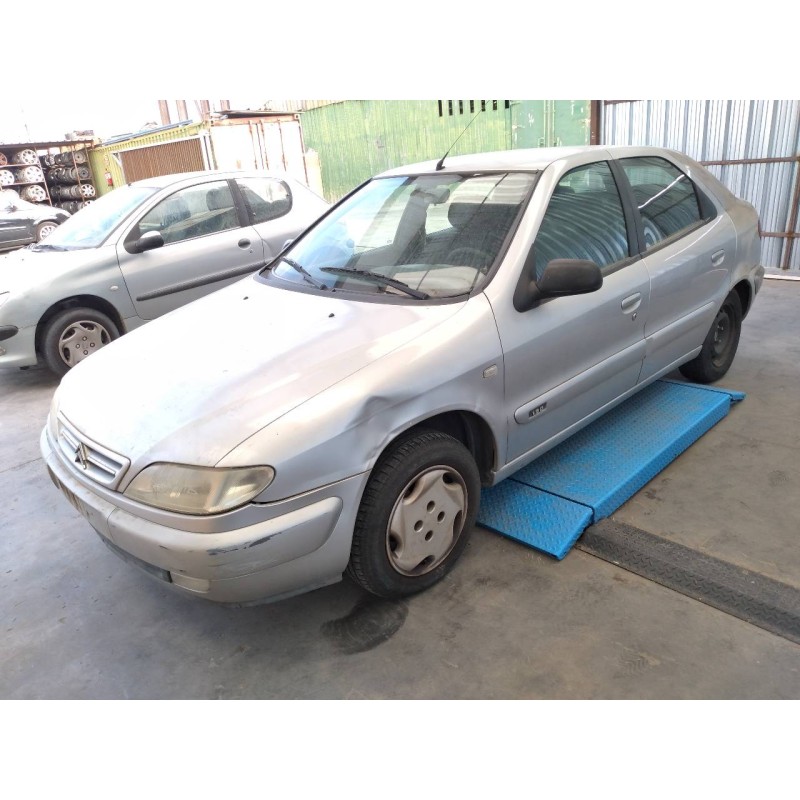 citroën xsara berlina del año 2000