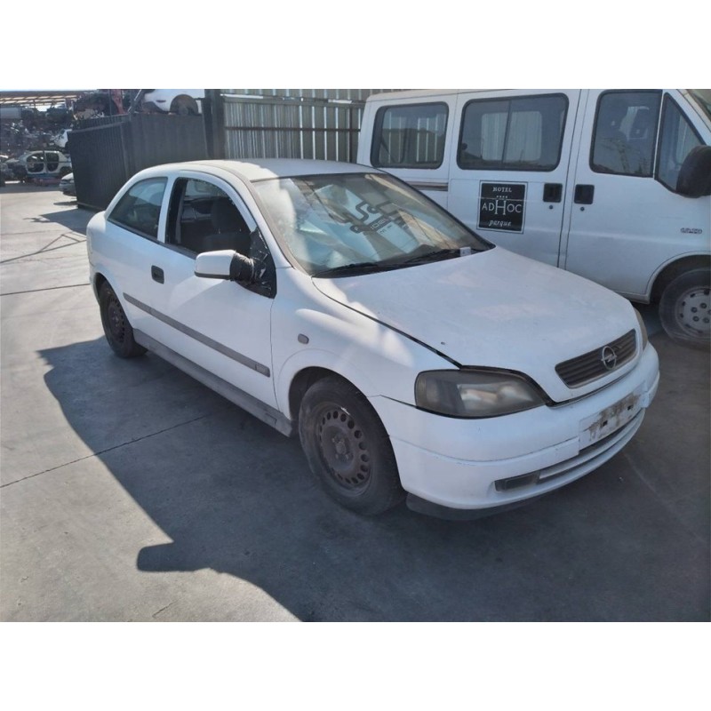 opel astra g berlina del año 1999
