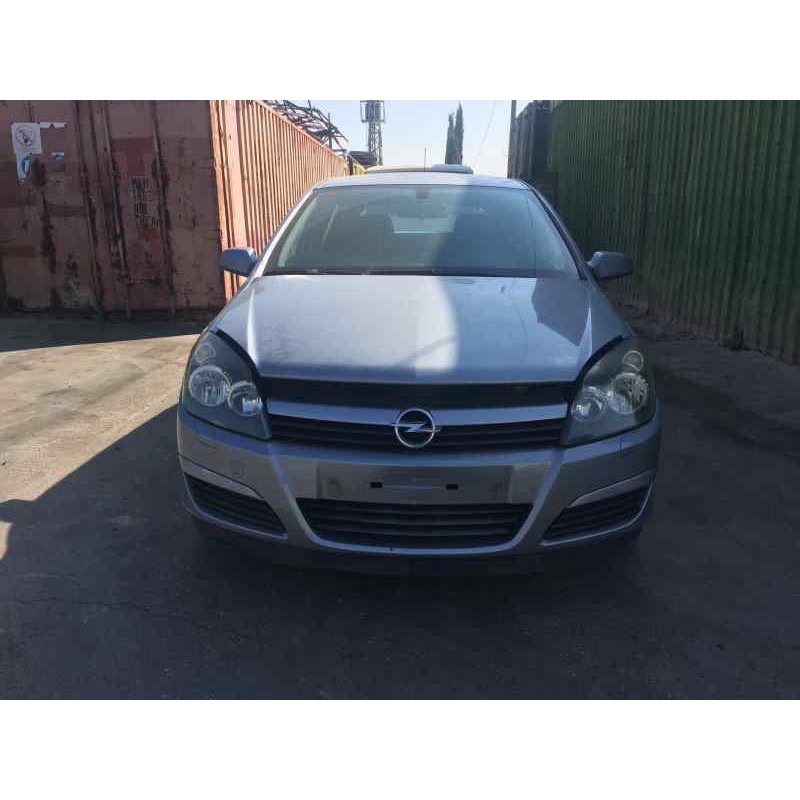 opel astra h berlina del año 2005