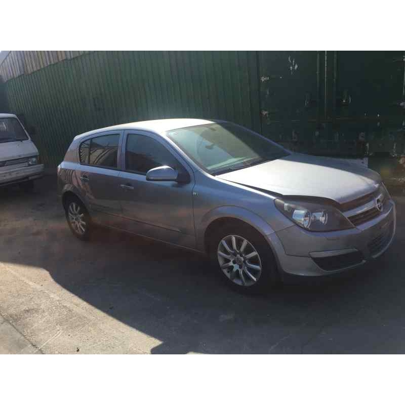 opel astra h berlina del año 2005