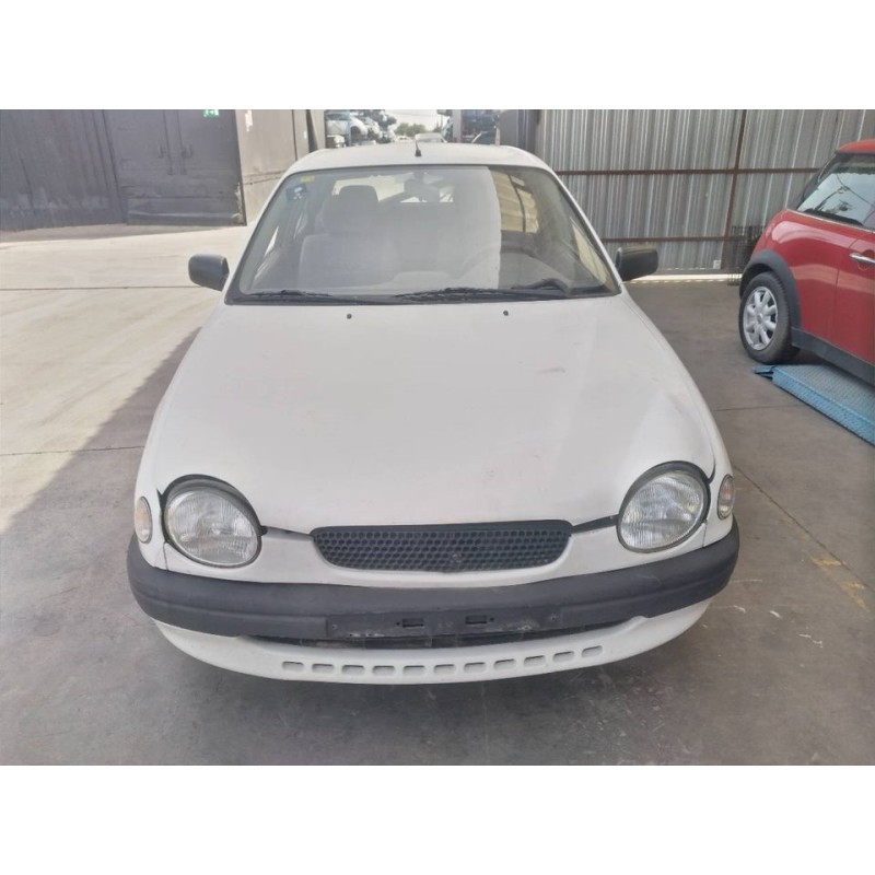 toyota corolla (e11) del año 1998