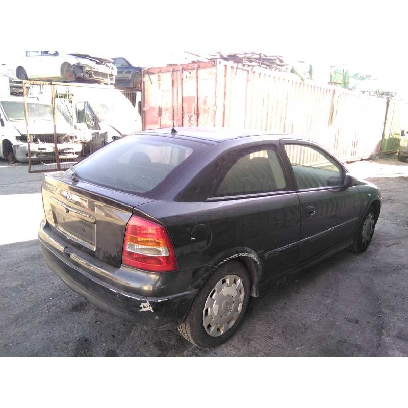 opel astra g berlina del año 2002