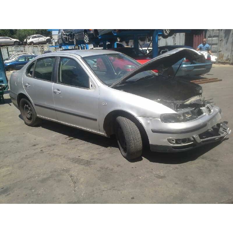 seat toledo (1m2) del año 2001