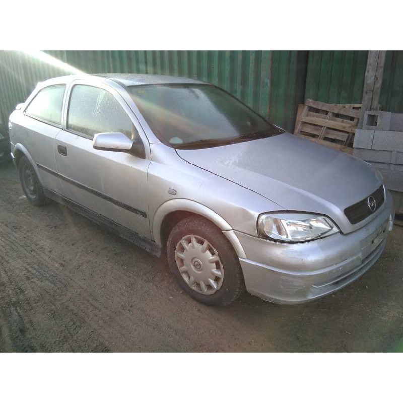 opel astra g berlina del año 2002