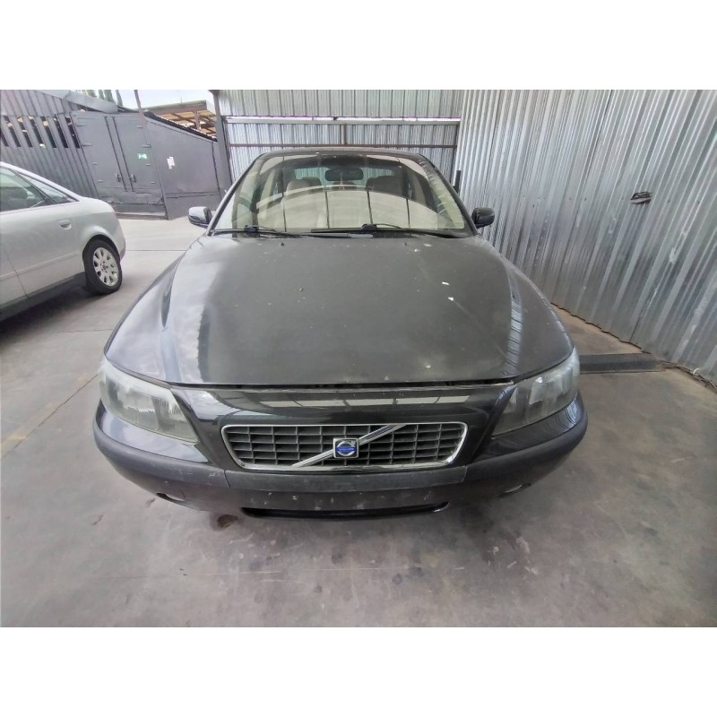 volvo s60 berlina del año 2003