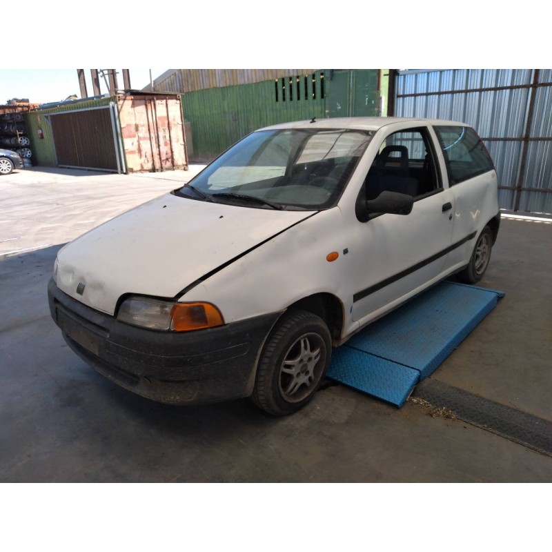 fiat punto berlina (176) del año 1999