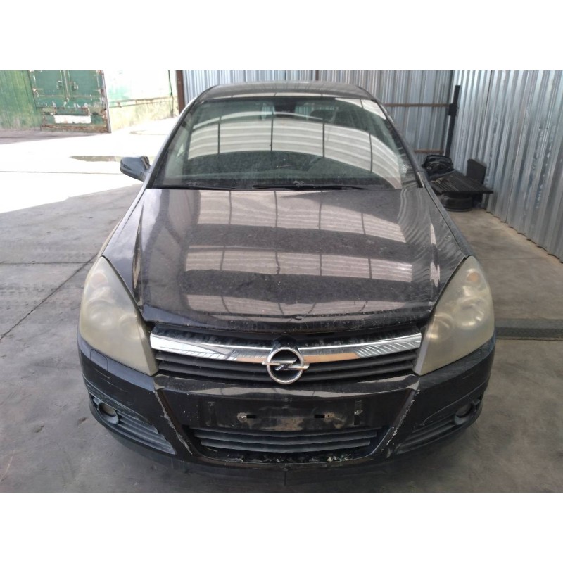 opel astra h berlina del año 2004