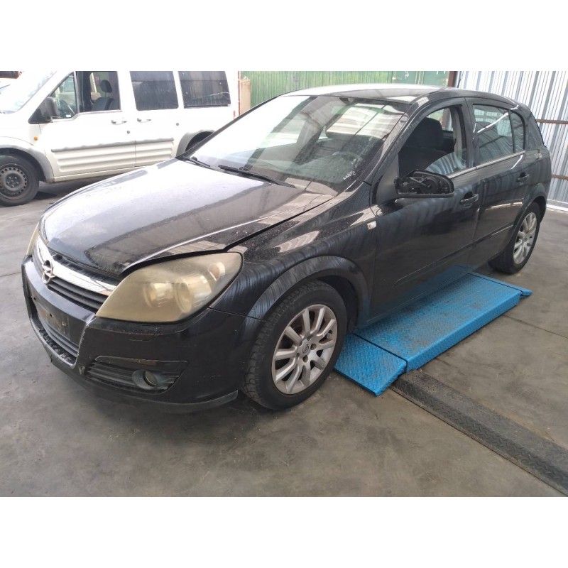 opel astra h berlina del año 2004