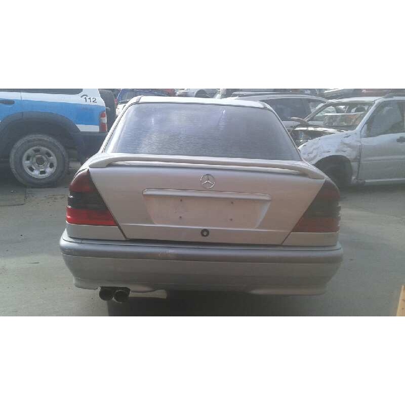 mercedes-benz clase c (w202) berlina del año 1998