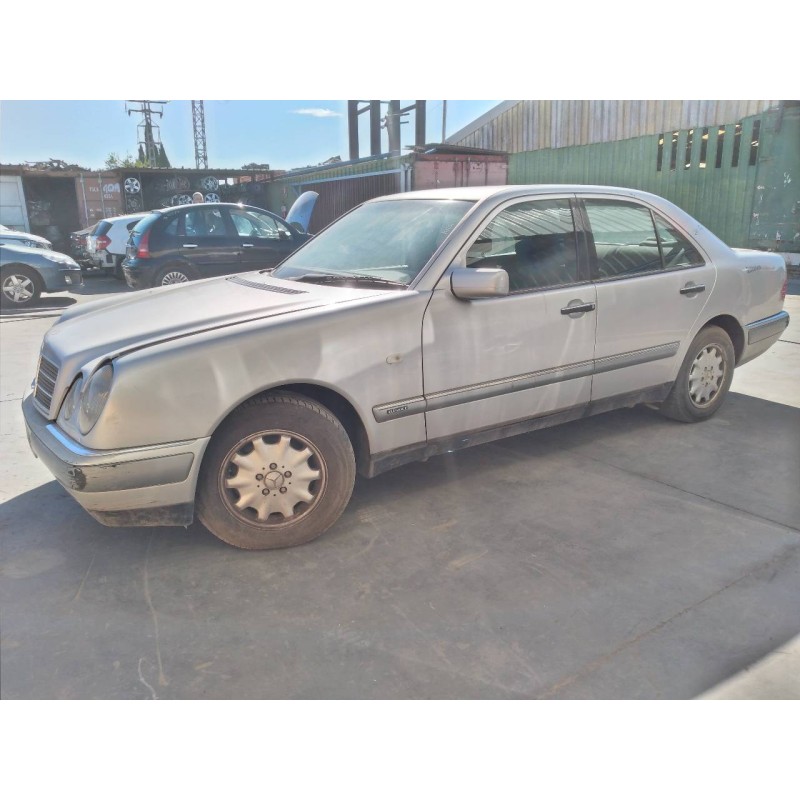 mercedes-benz clase e (w210) berlina diesel del año 1997