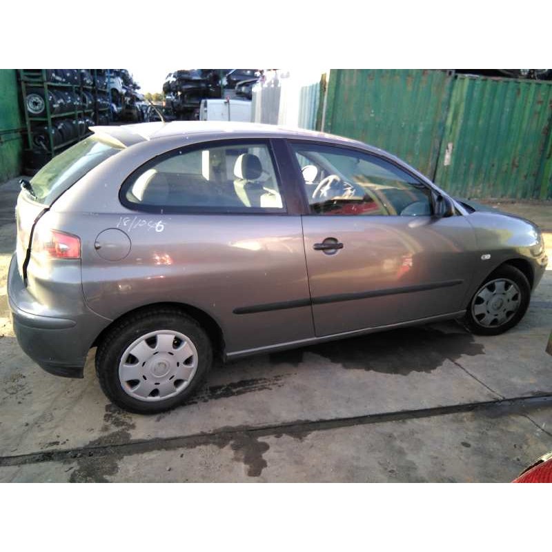 seat ibiza (6l1) del año 2004