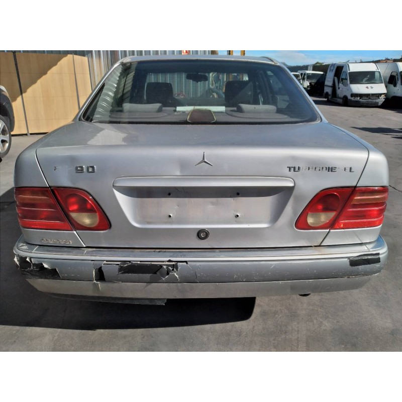 mercedes-benz clase e (w210) berlina diesel del año 1997