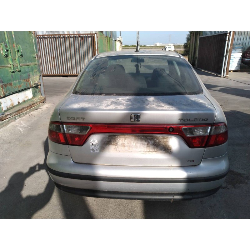 seat toledo (1m2) del año 2003