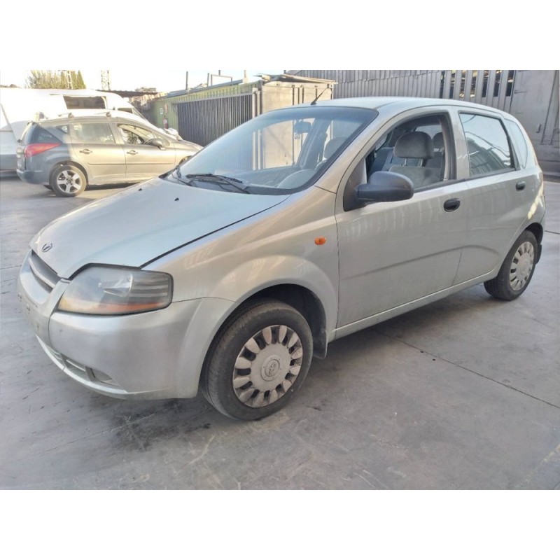daewoo kalos del año 2004