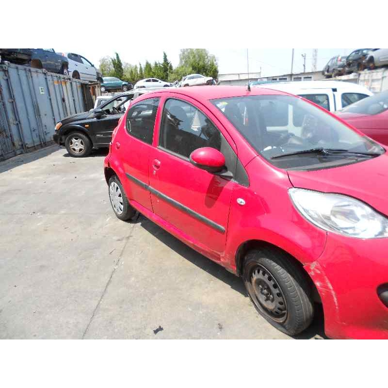 peugeot 107 del año 2006