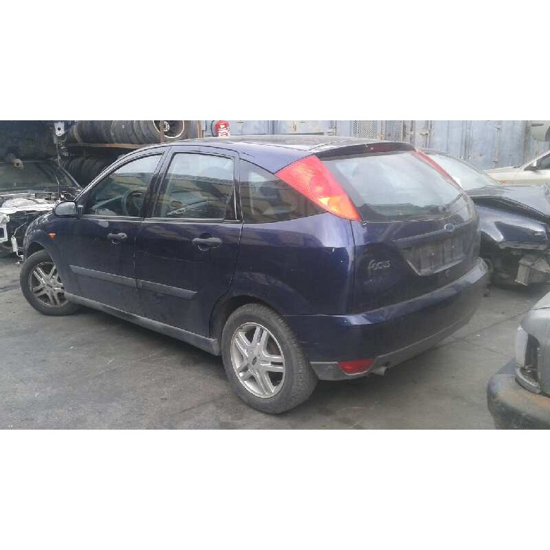 ford focus berlina (cak) del año 2000