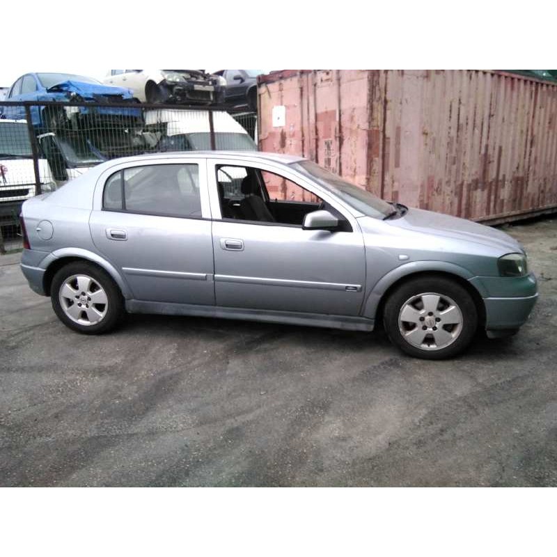 opel astra g berlina del año 2003