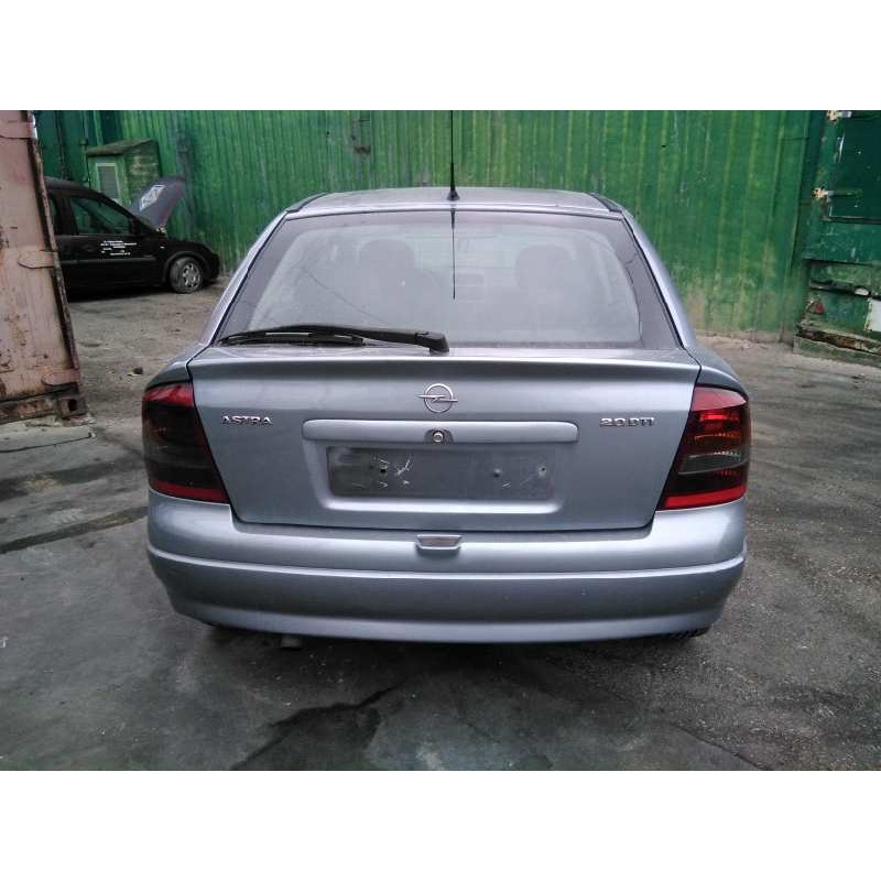 opel astra g berlina del año 2003