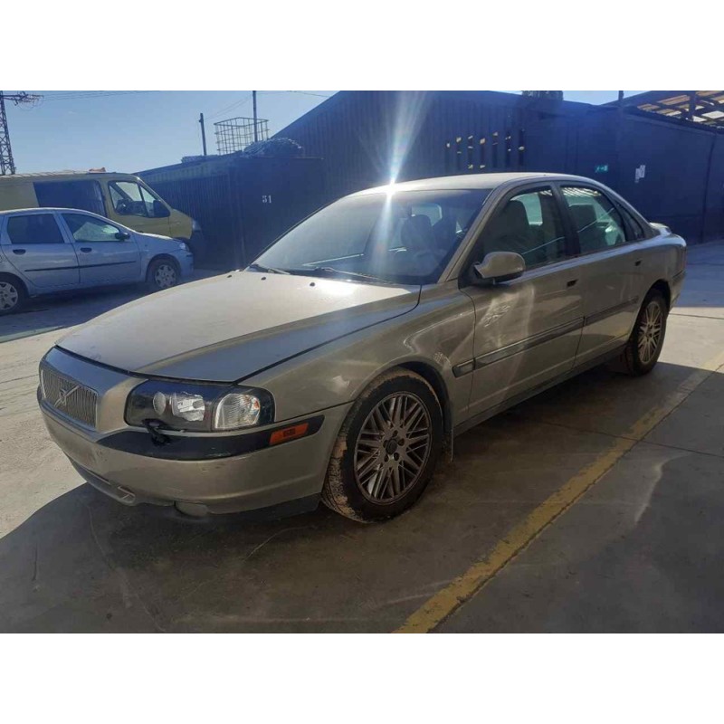 volvo s80 berlina del año 2003