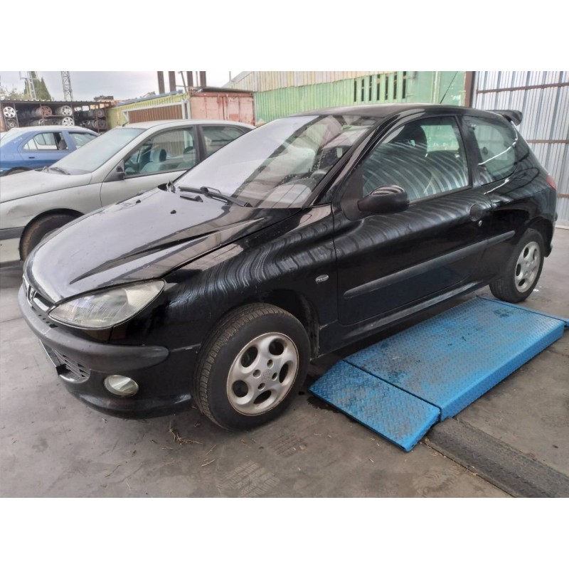 peugeot 206 berlina del año 2003