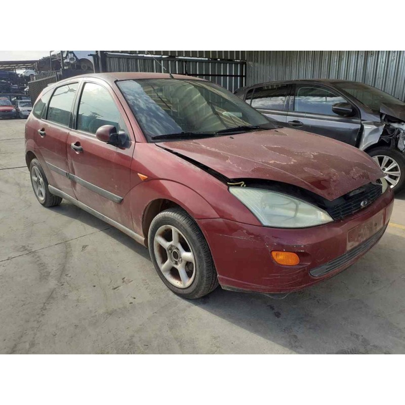 ford focus berlina (cak) del año 2001