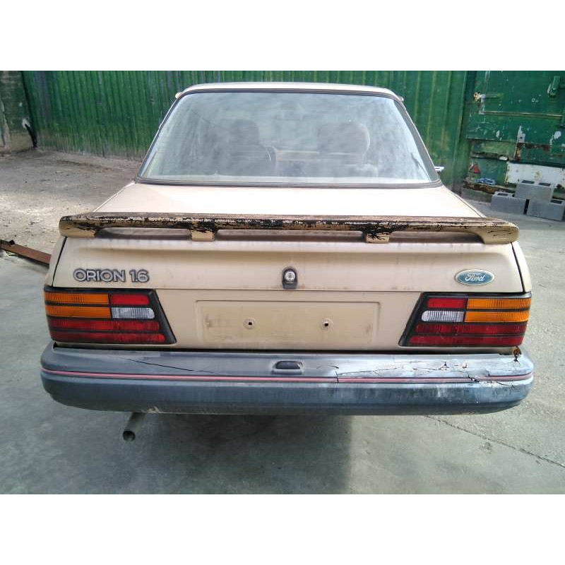 ford orion del año 1990