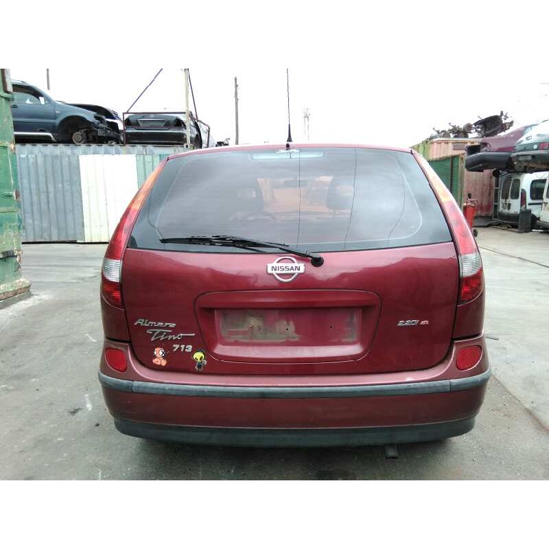 nissan almera tino (v10m) del año 2001