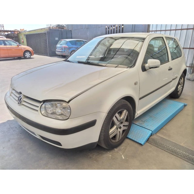 volkswagen golf iv berlina (1j1) del año 2001