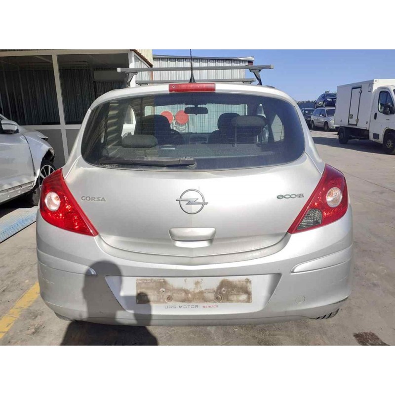 opel corsa d del año 2010