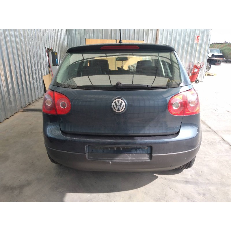 volkswagen golf v berlina (1k1) del año 2006