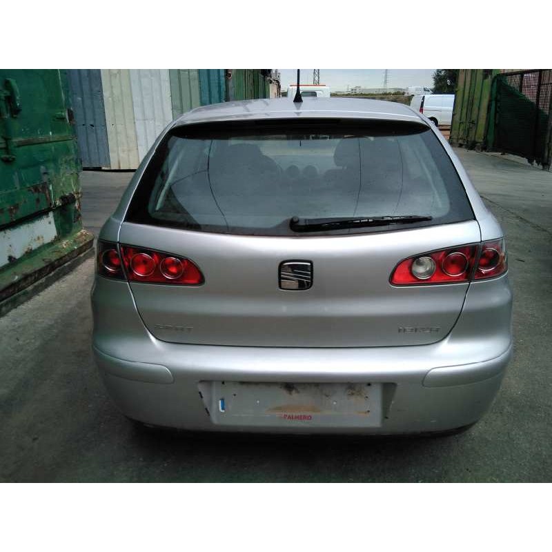 seat ibiza (6l1) del año 2002