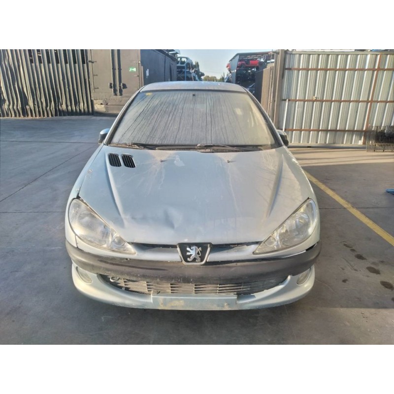 peugeot 206 berlina del año 2003