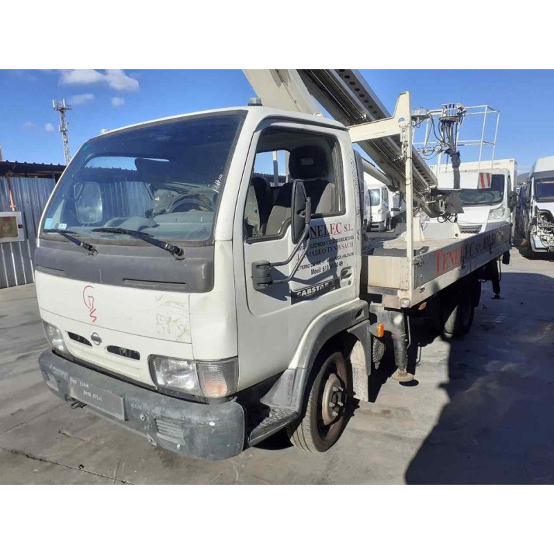 nissan cabstar e del año 2003