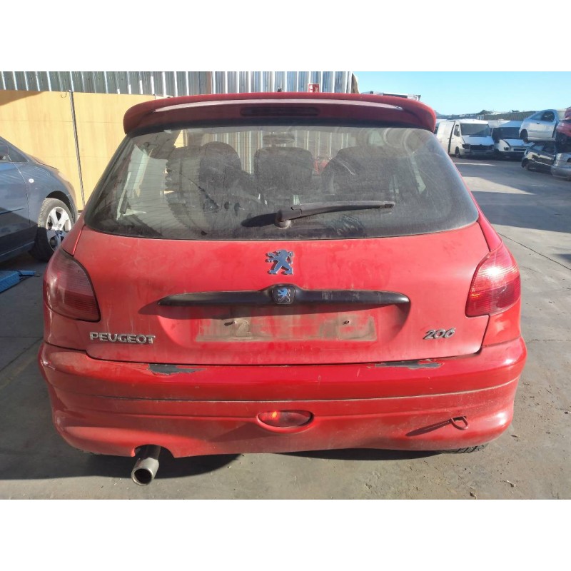 peugeot 206 berlina del año 2004