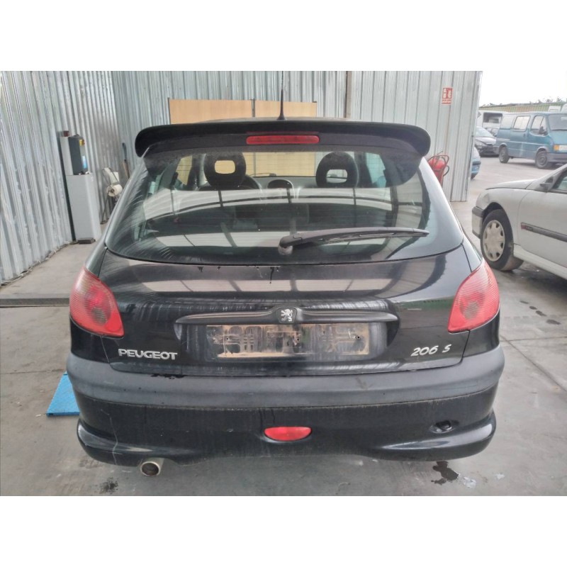 peugeot 206 berlina del año 2003
