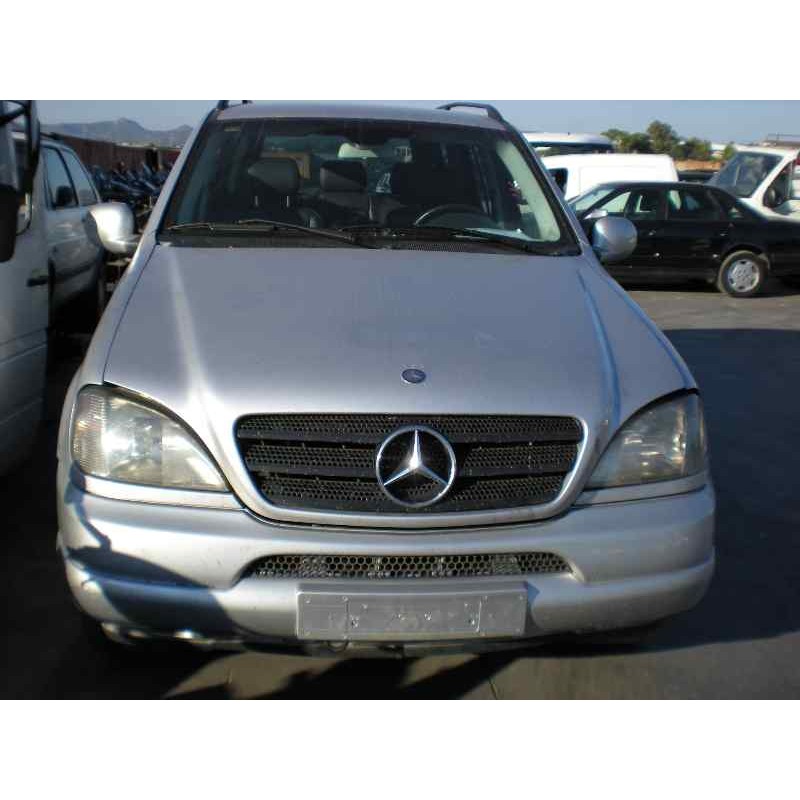 mercedes-benz clase m (w163) del año 2001