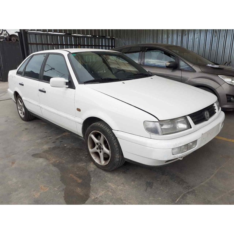 volkswagen passat berlina (3a2) del año 1996