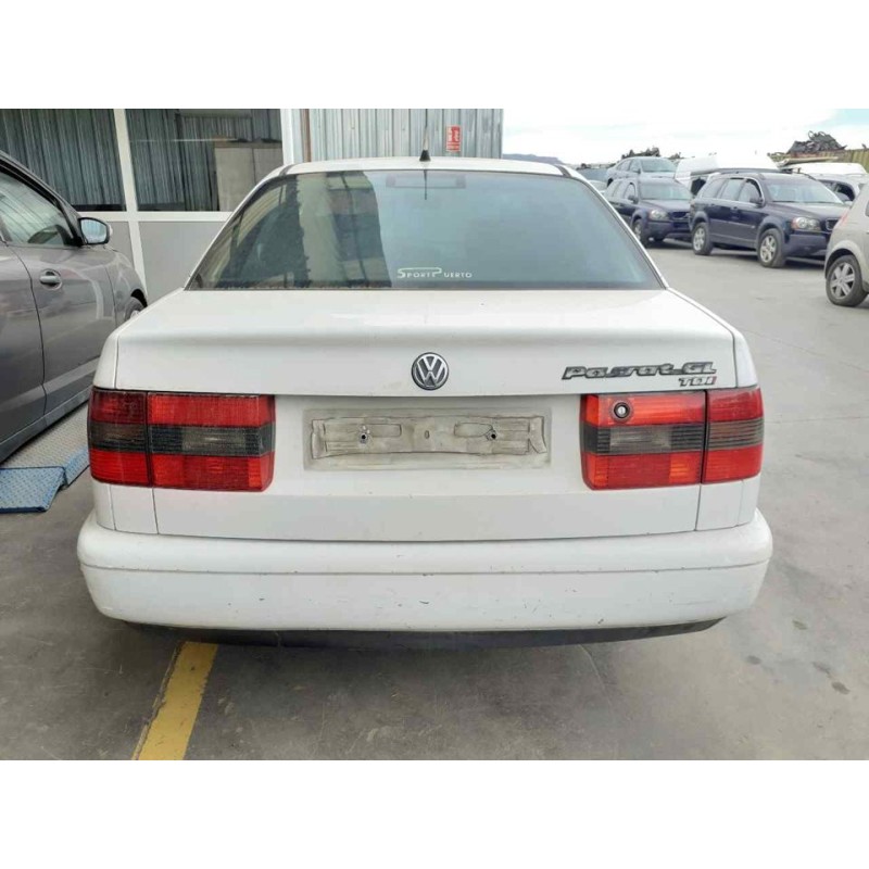 volkswagen passat berlina (3a2) del año 1996