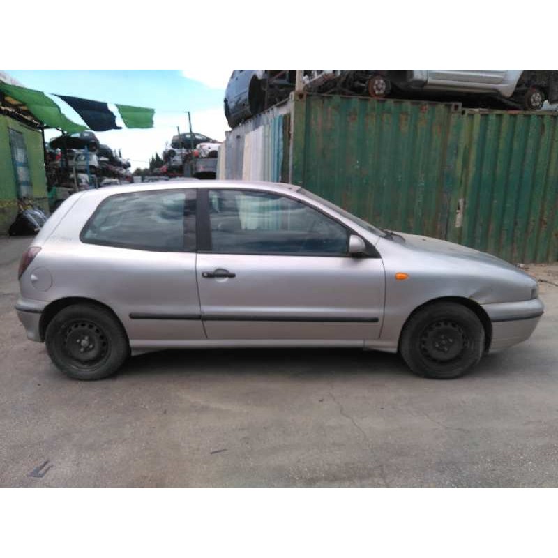 fiat bravo (182) del año 2000
