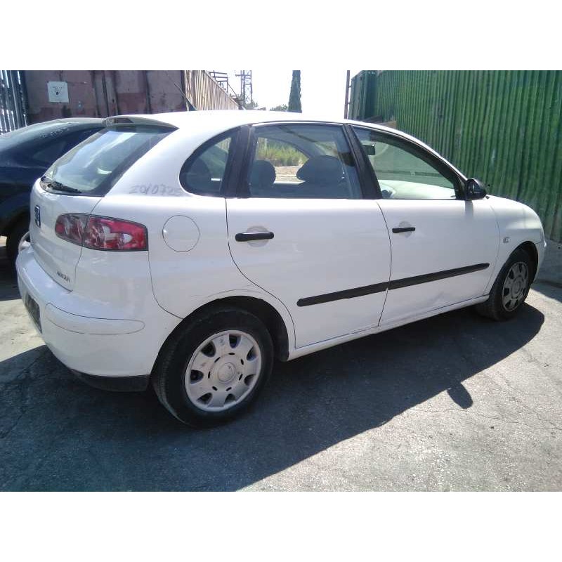 seat ibiza (6l1) del año 2002