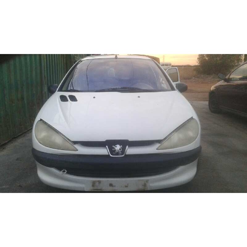 peugeot 206 berlina del año 2002