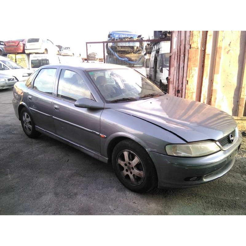 opel vectra b berlina del año 2001