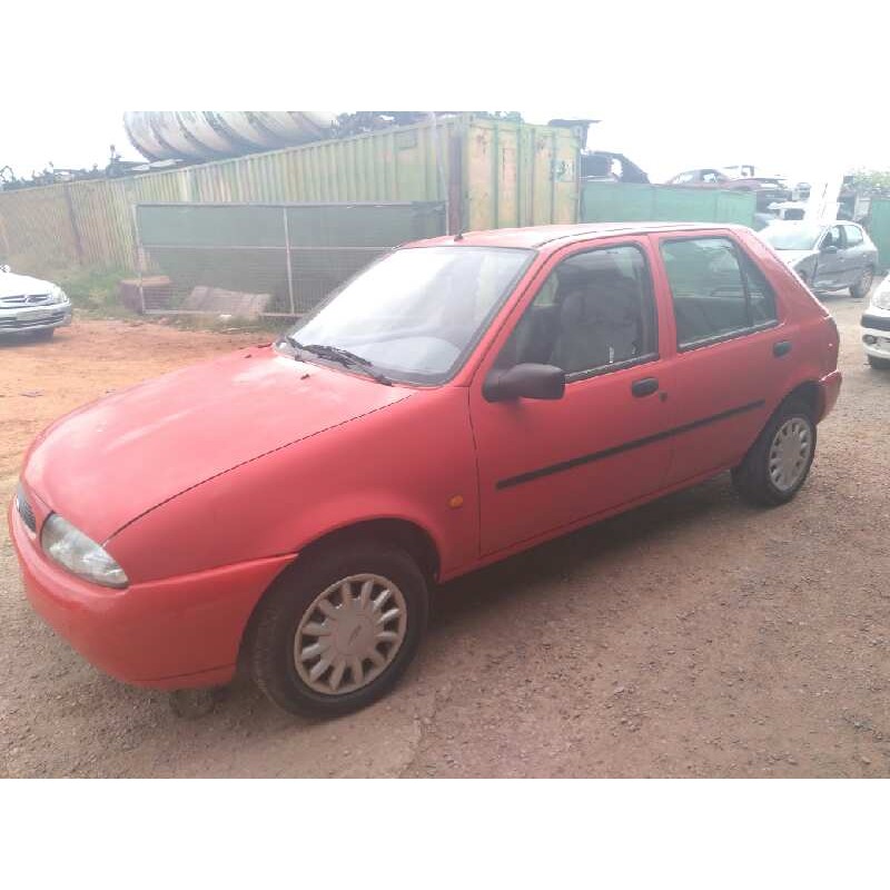 ford fiesta berlina del año 1997